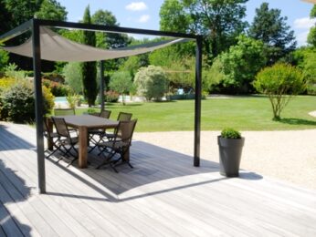 Terrasse bois padouk et pergola